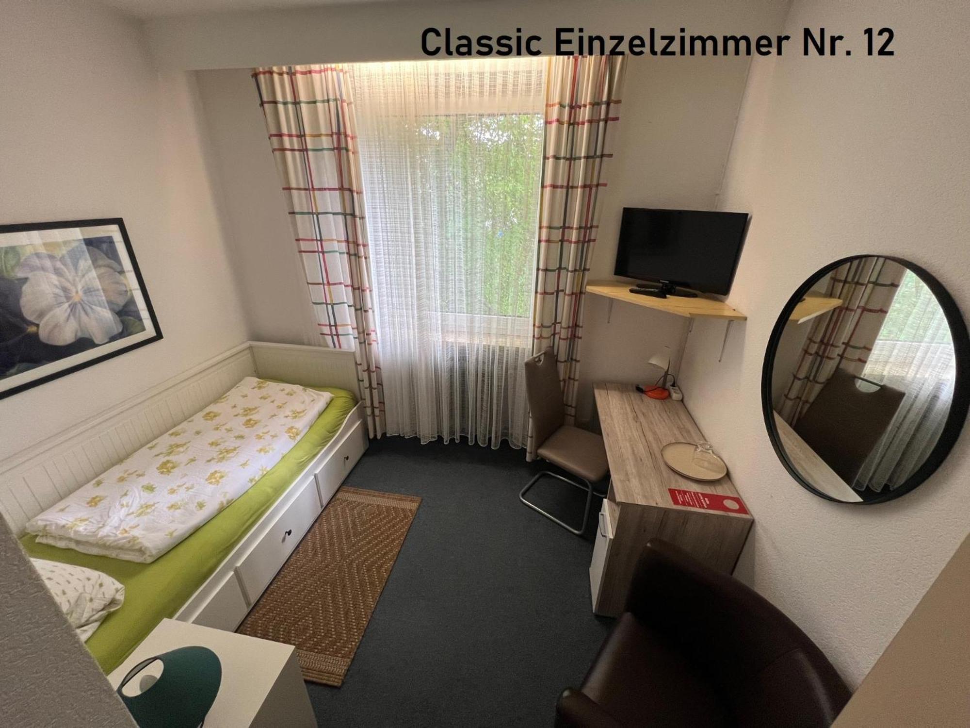 Hotelpension Am Thermalbad Бад-Нендорф Номер фото
