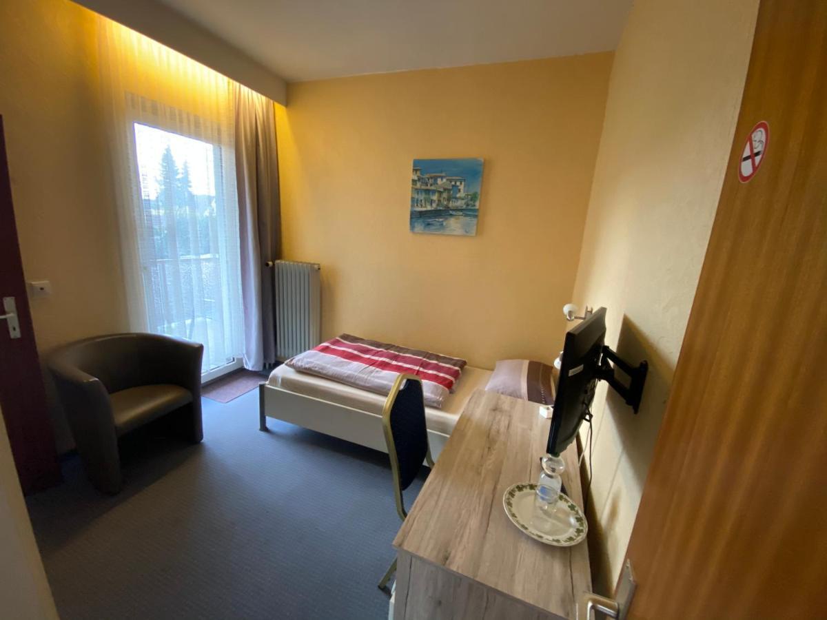 Hotelpension Am Thermalbad Бад-Нендорф Экстерьер фото